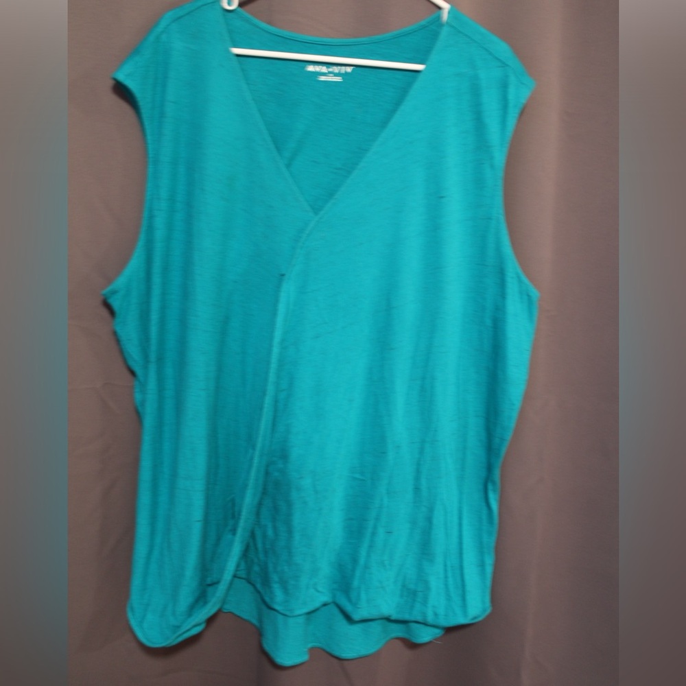 Ava Viv Women's Plus Size 2X blue/green Lightweight sleeveless top